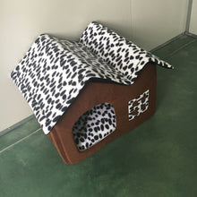 Winter Pet kennel Double Roof House