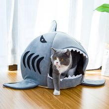 SharkHaven™   |   Creative Shark Pet Bed