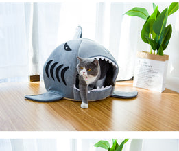 SharkHaven™   |   Creative Shark Pet Bed