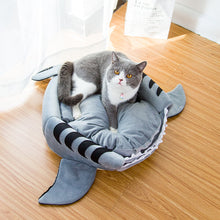 SharkHaven™   |   Creative Shark Pet Bed