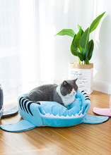 SharkHaven™   |   Creative Shark Pet Bed